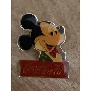 Mickey Mouse Coca Cola Walt Disney World WDW 15th Anniversary Cast Pin LE